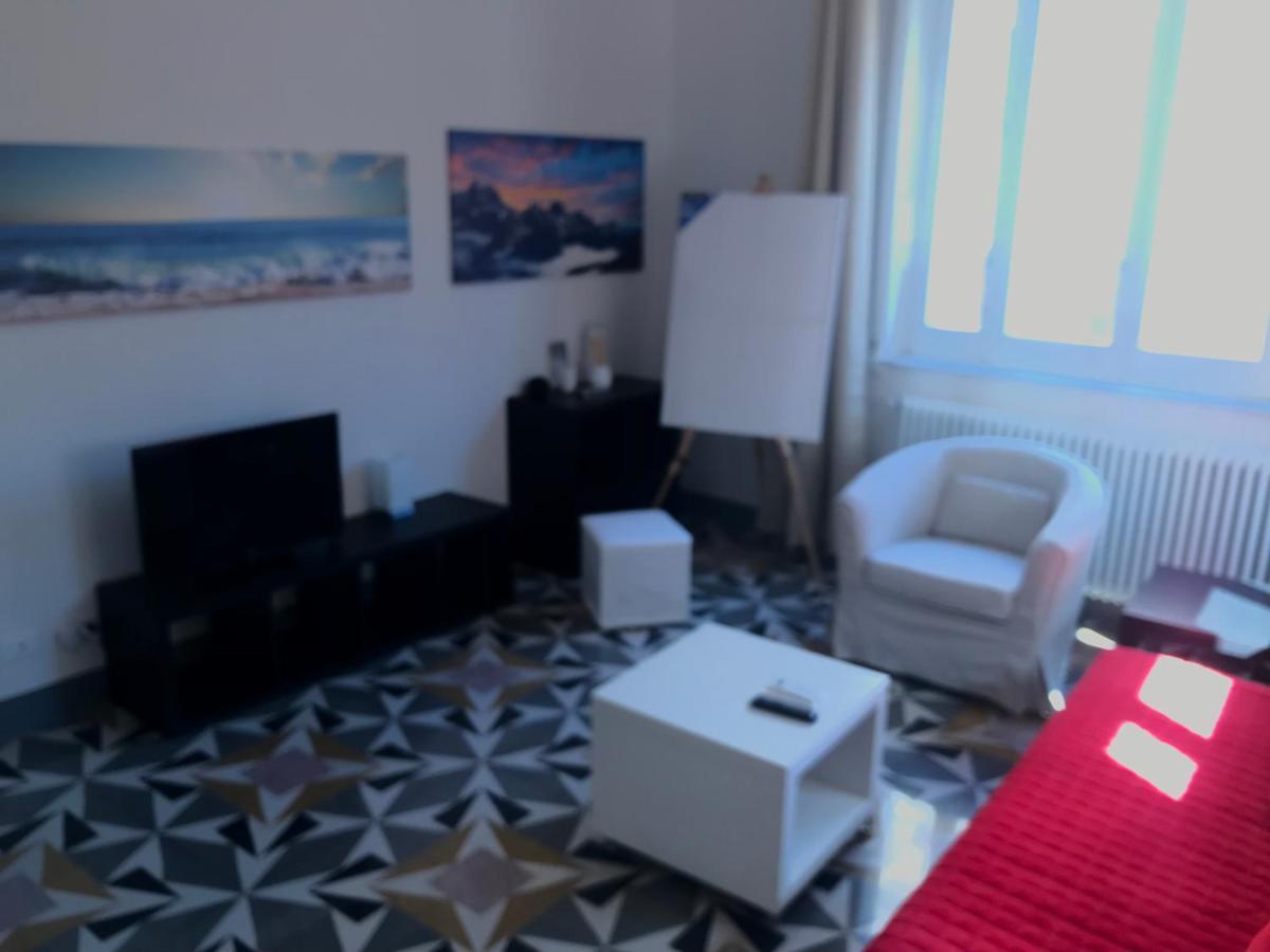 Casa Bianca Apartment ปาแลร์โม ภายนอก รูปภาพ